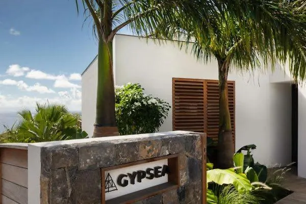 Beautiful Island Villa With Spacious Rooms Γουσταβία